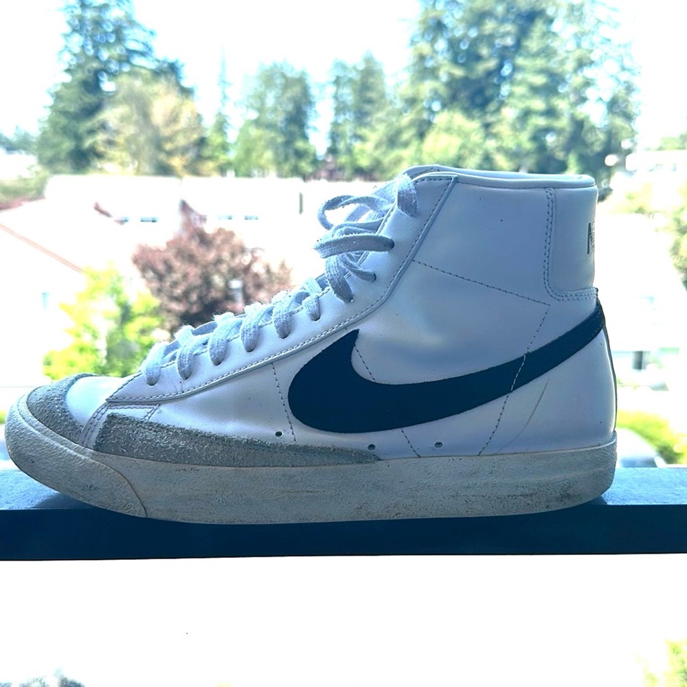 Men’s Nike high top Blazers